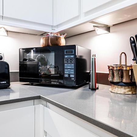 Mission Wave - Venture Apartment Staines-upon-Thames Kültér fotó