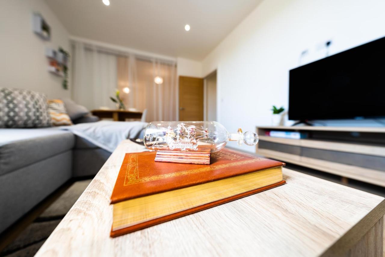 Mission Wave - Venture Apartment Staines-upon-Thames Kültér fotó
