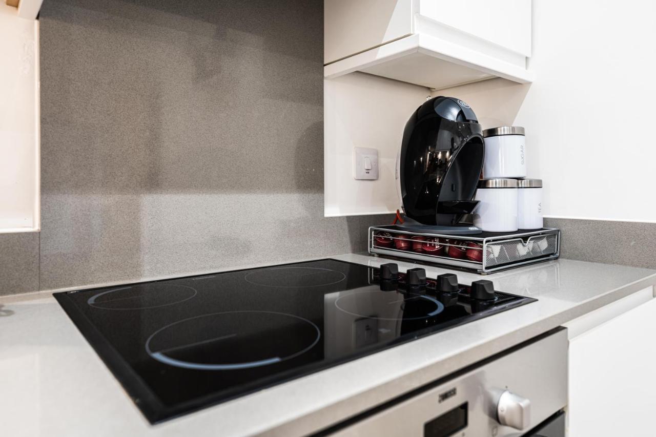 Mission Wave - Venture Apartment Staines-upon-Thames Kültér fotó