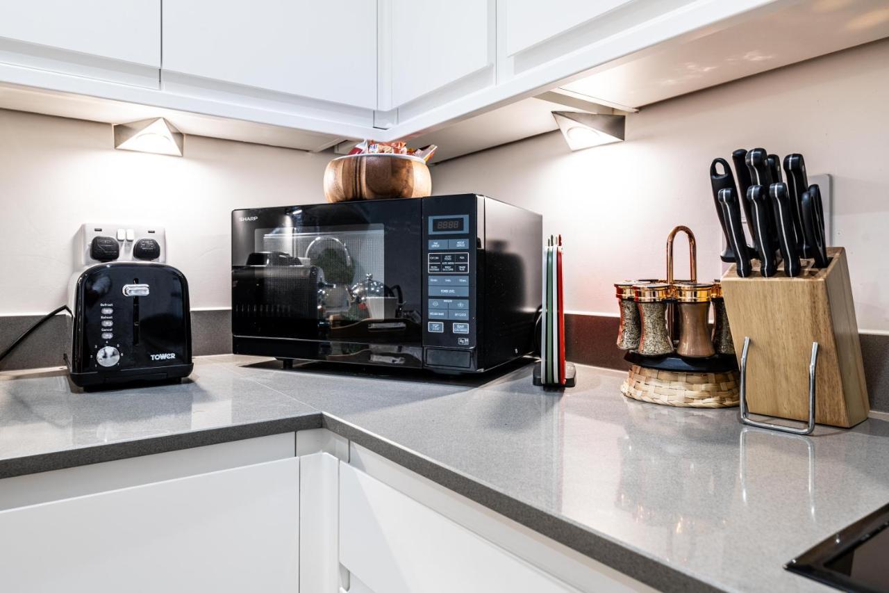 Mission Wave - Venture Apartment Staines-upon-Thames Kültér fotó
