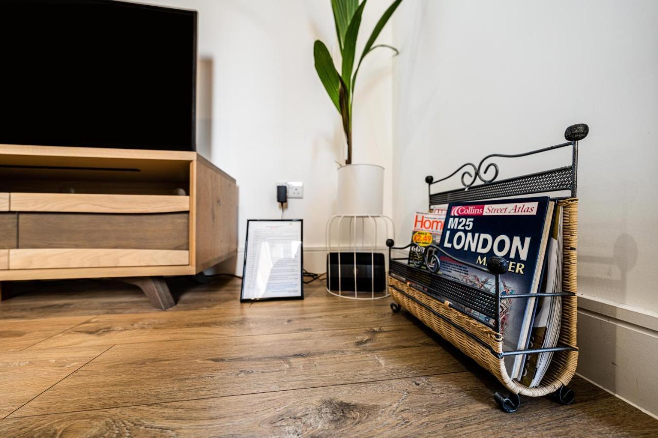 Mission Wave - Venture Apartment Staines-upon-Thames Kültér fotó